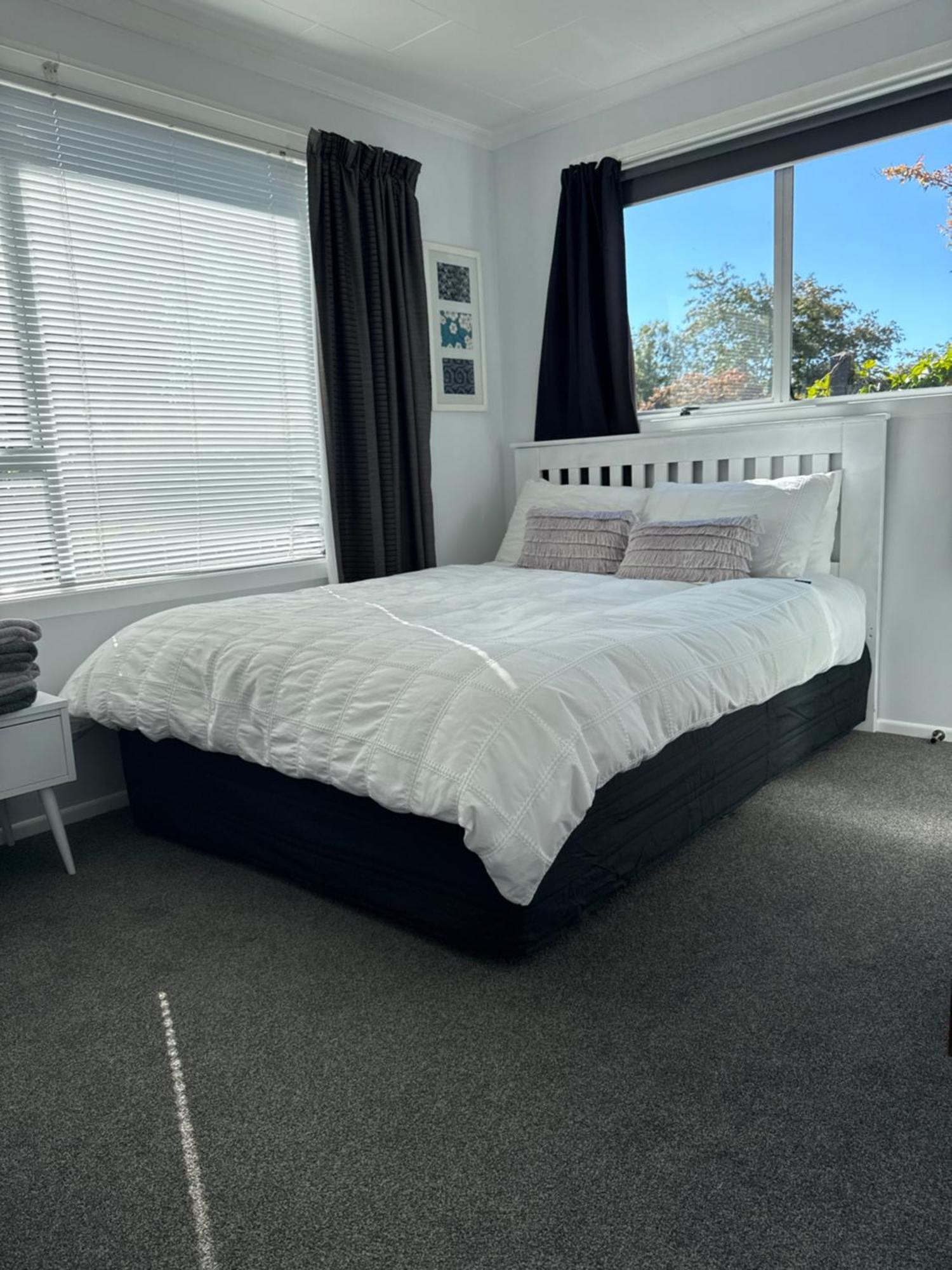 Inglewood Shared Home Bnb 新普利茅斯 外观 照片
